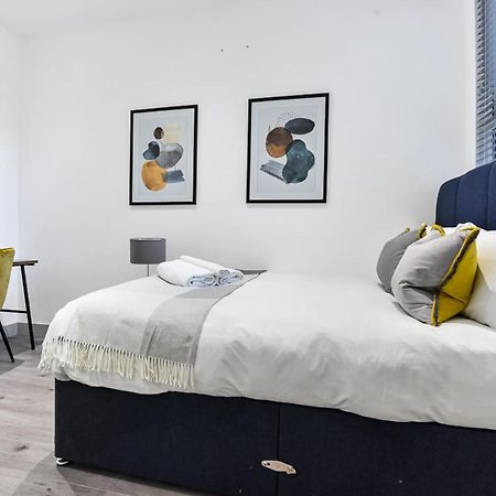 Lovely 2 Bedroom Apartment In Greater Лондон Экстерьер фото