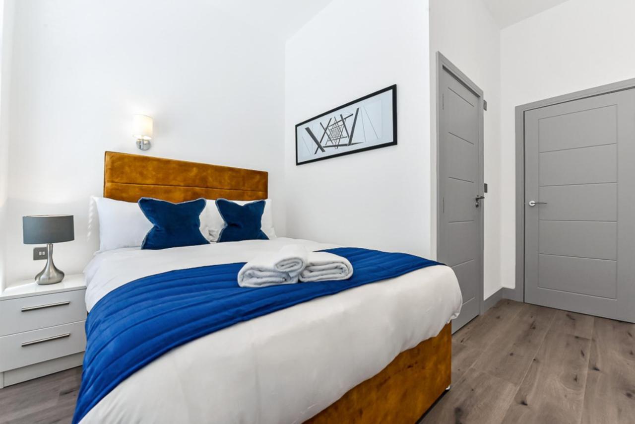 Lovely 2 Bedroom Apartment In Greater Лондон Экстерьер фото